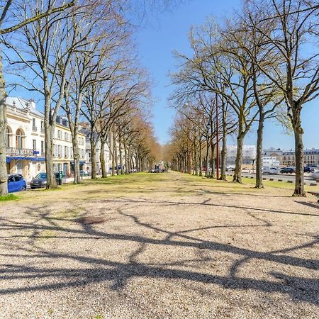 شقة Charming Flat At 3 Min From Versailles Castle - Welkeys المظهر الخارجي الصورة